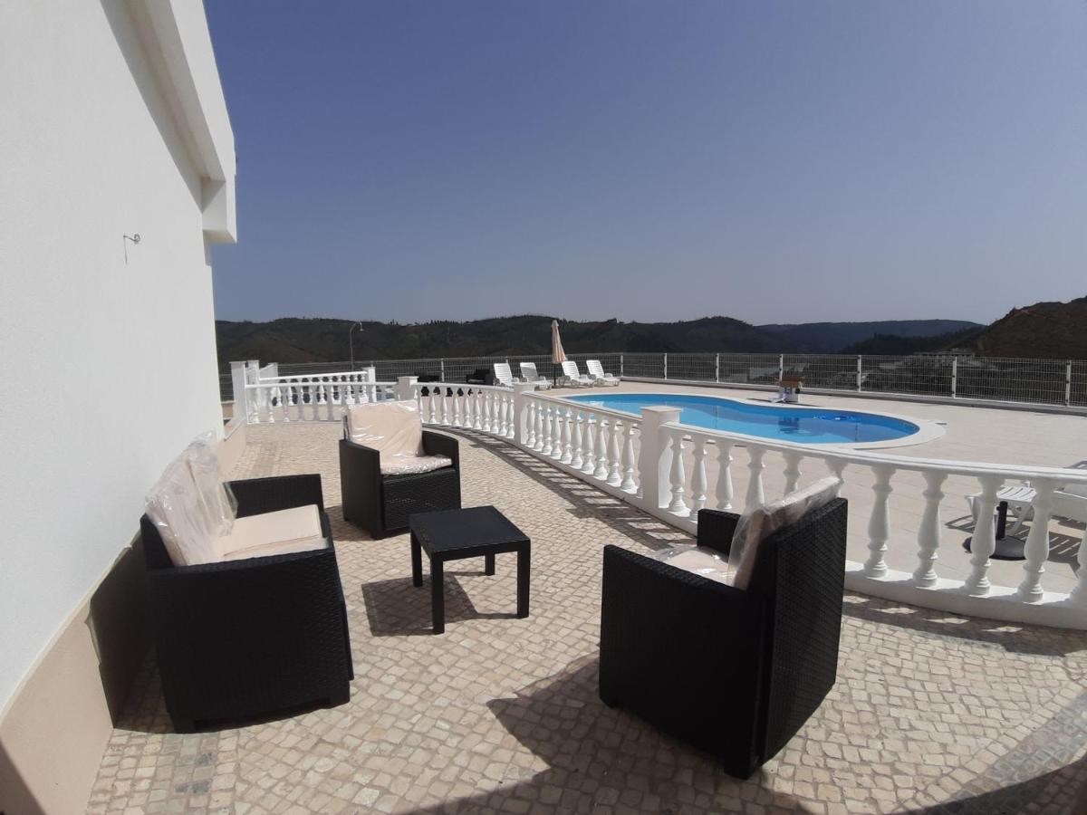 Lago Azul Villas Ferreira do Zêzere エクステリア 写真