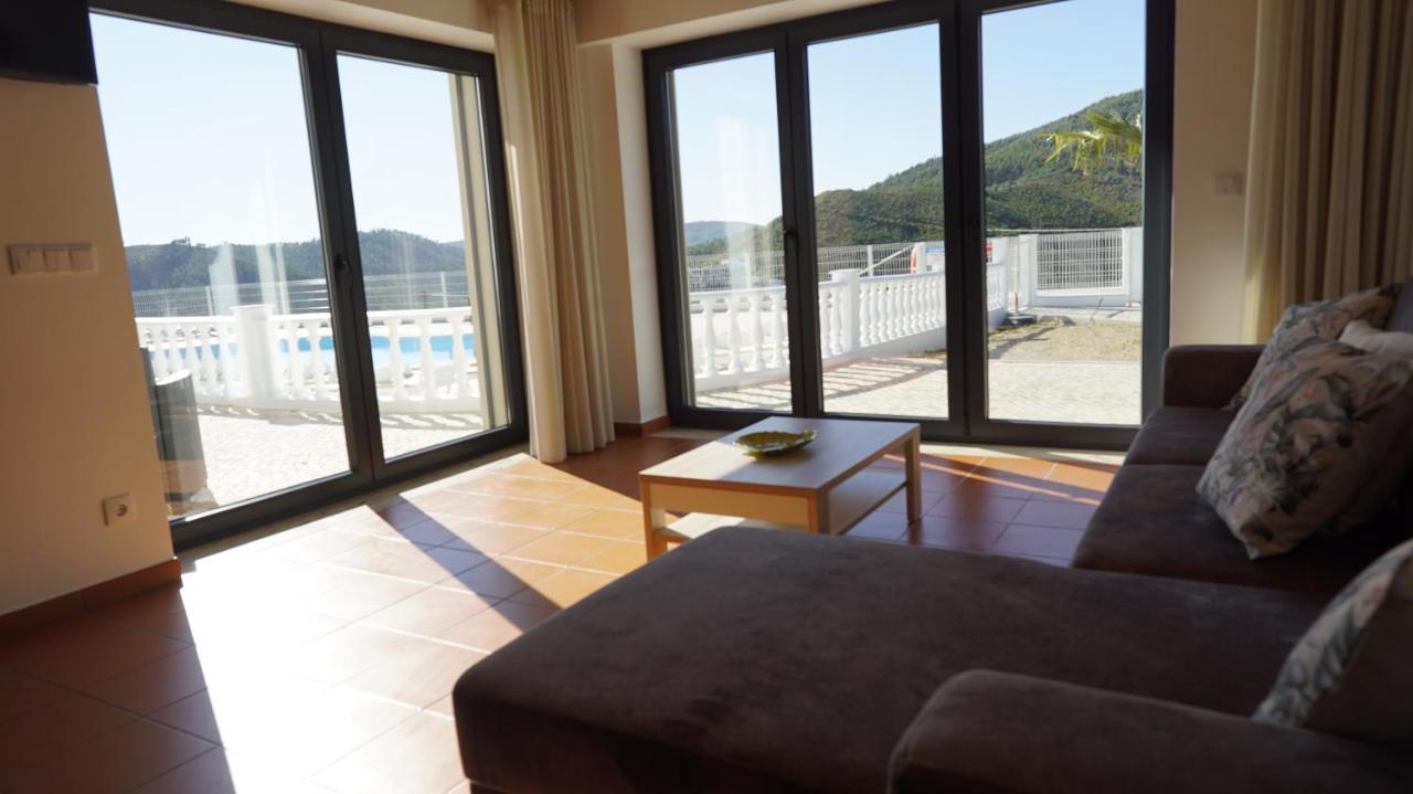 Lago Azul Villas Ferreira do Zêzere エクステリア 写真