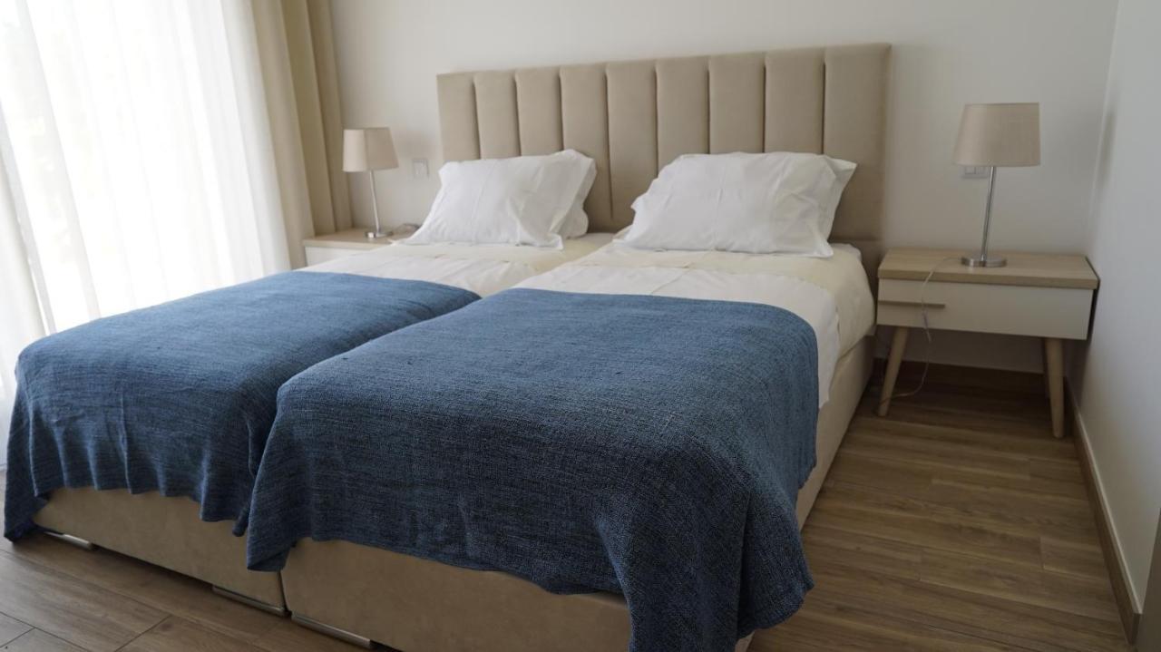 Lago Azul Villas Ferreira do Zêzere エクステリア 写真