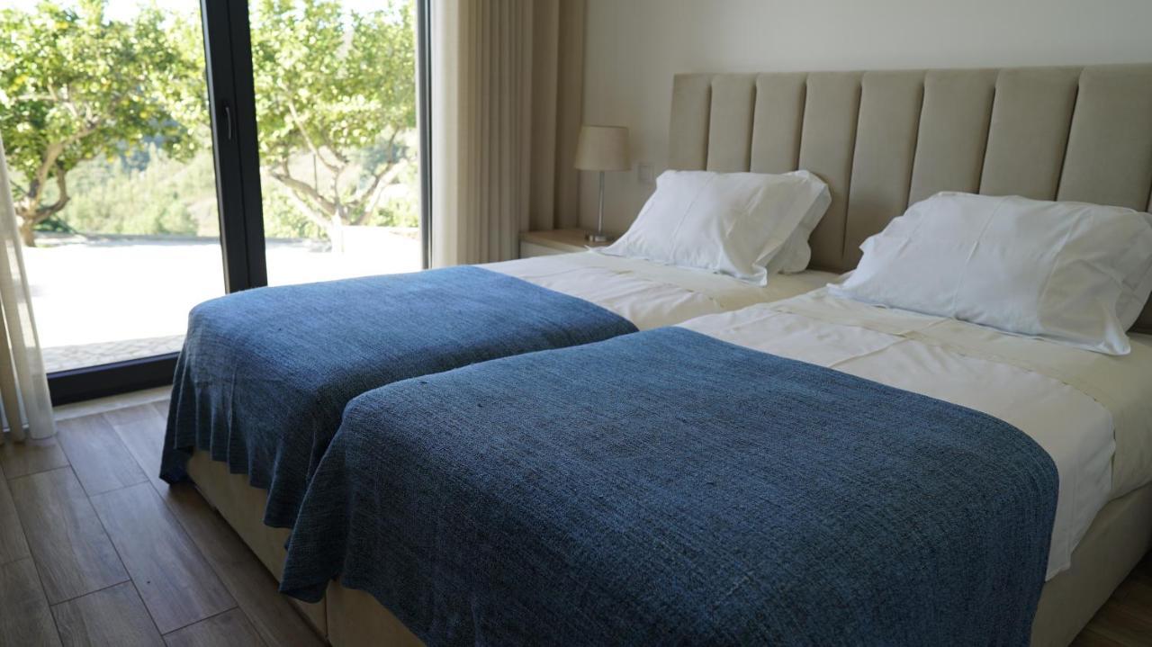 Lago Azul Villas Ferreira do Zêzere エクステリア 写真