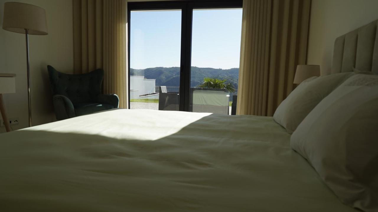 Lago Azul Villas Ferreira do Zêzere エクステリア 写真